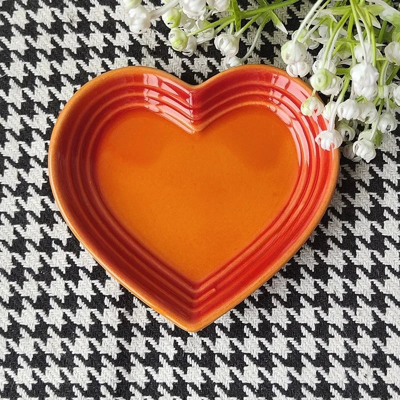 Heart-Shaped Ceramic Dishes 12cm Gradient Underglaze Color Simple