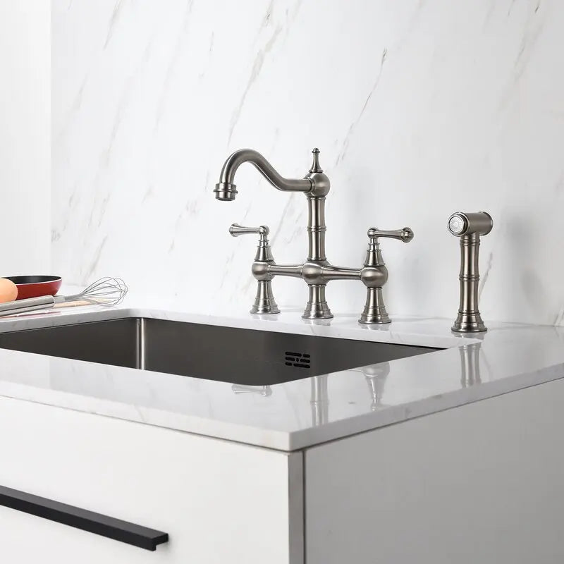 Basin Faucet Cold Faucet Brass Double-Handle Swivel Sink