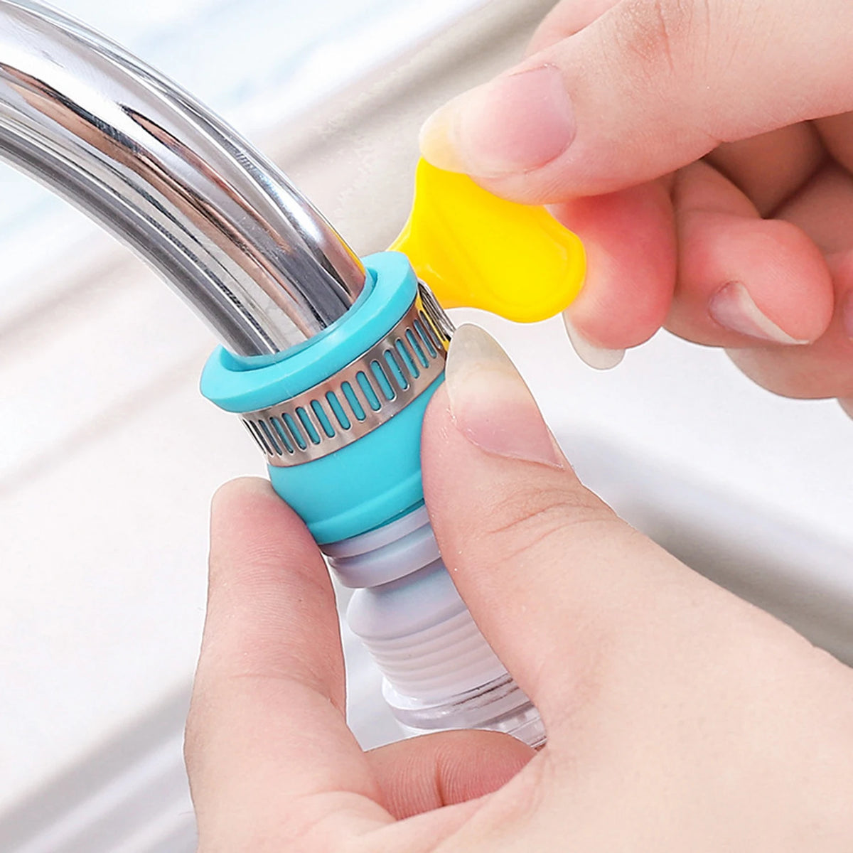 Universal 360 Rotation Faucet Bubbler Swivel Water Saving