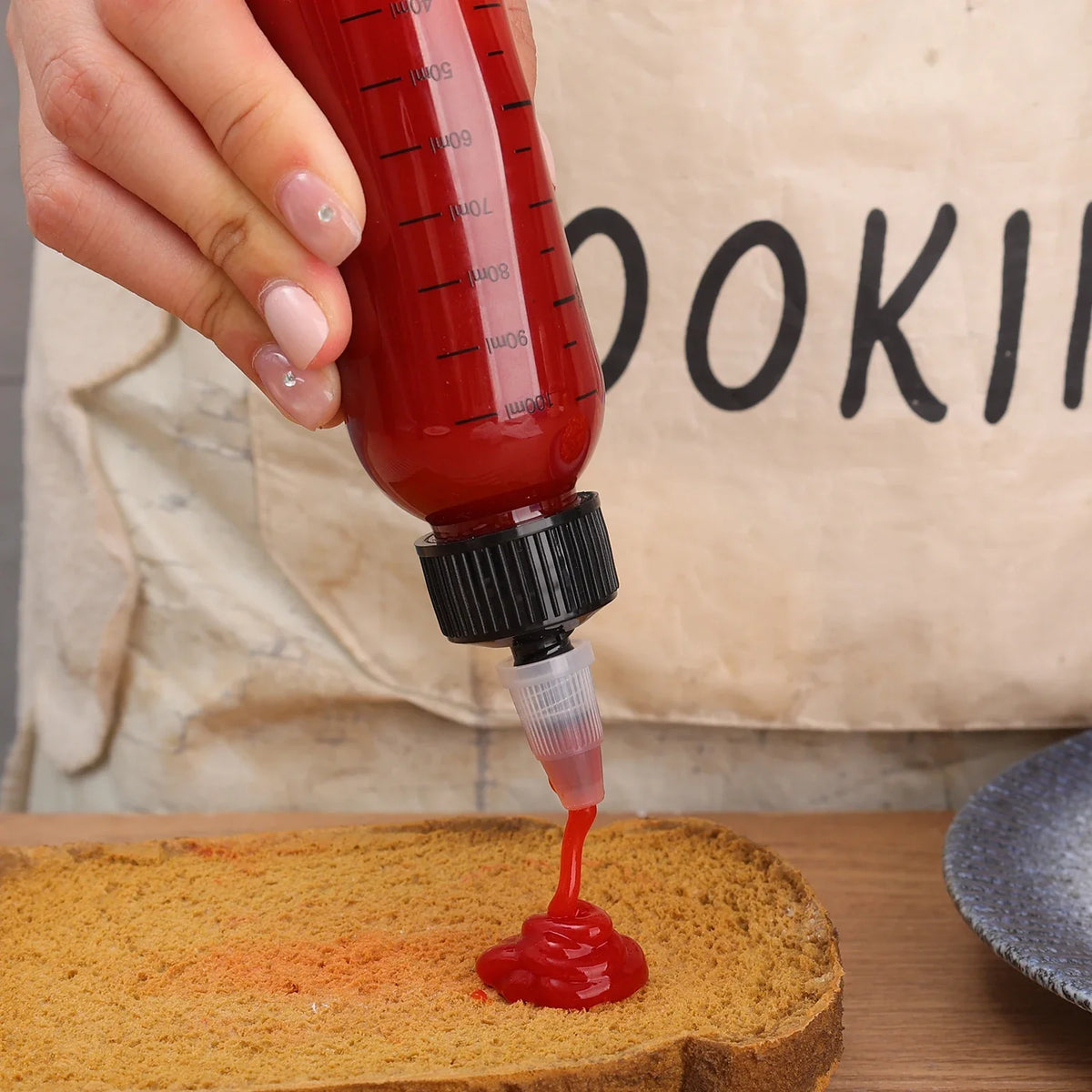 10/1pcs Plastic Squeeze Bottle Reusable Sauce Oil Dispenser