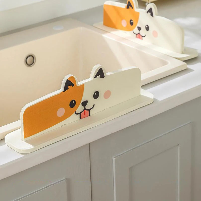 1pcs Silicone Sink Water Splash Guard Washing Basin