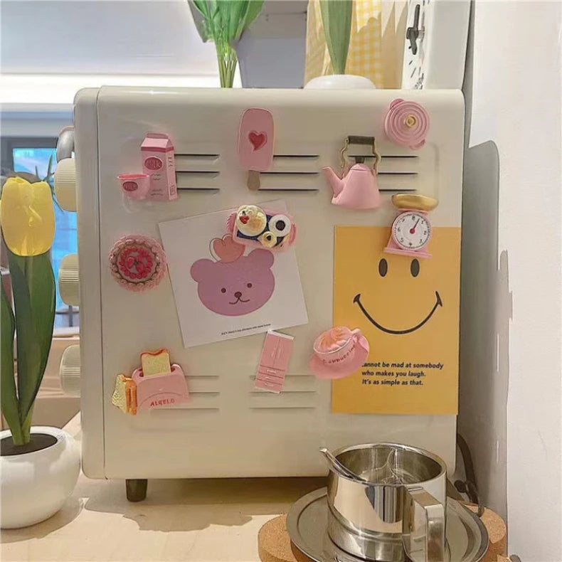 Girl Is Cute Creative Resin Refrigerator Magnets Emulating
