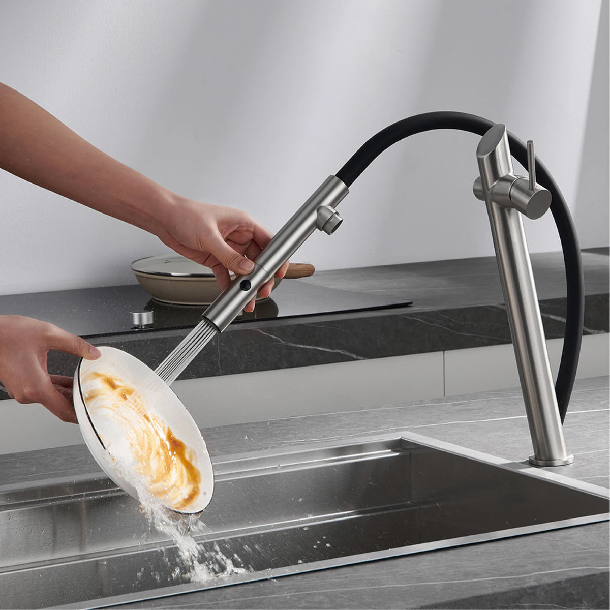 Aitana Luxury Brass Black Faucet Pull-Out Design Dual
