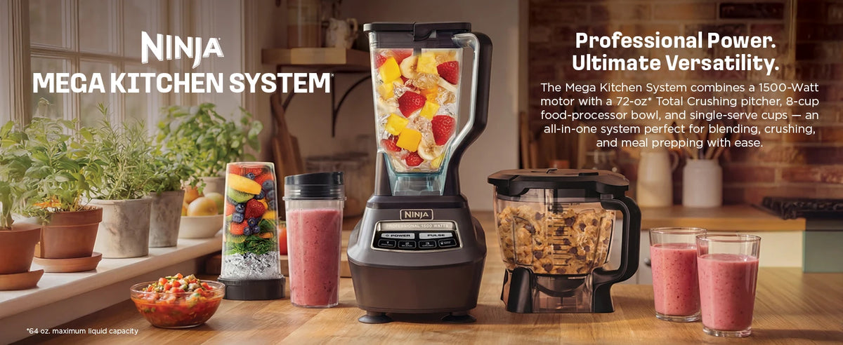 Multi-Functional Food Processor/Blender Making Smoothies