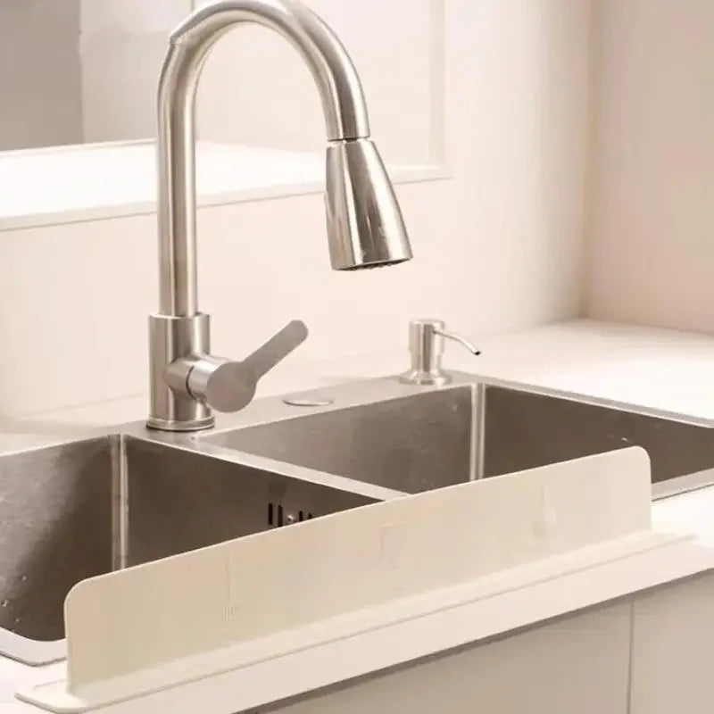 1pcs Silicone Sink Water Splash Guard Washing Basin