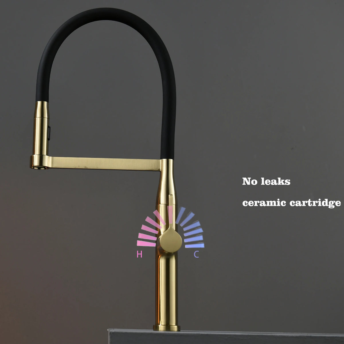 Luxury Brushed Gold Brass Pull Out Faucet Ceramic