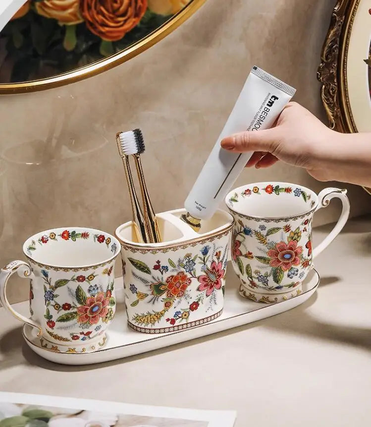 French Vintage Floral Ceramic Bathroom Toilet Foam Lotion