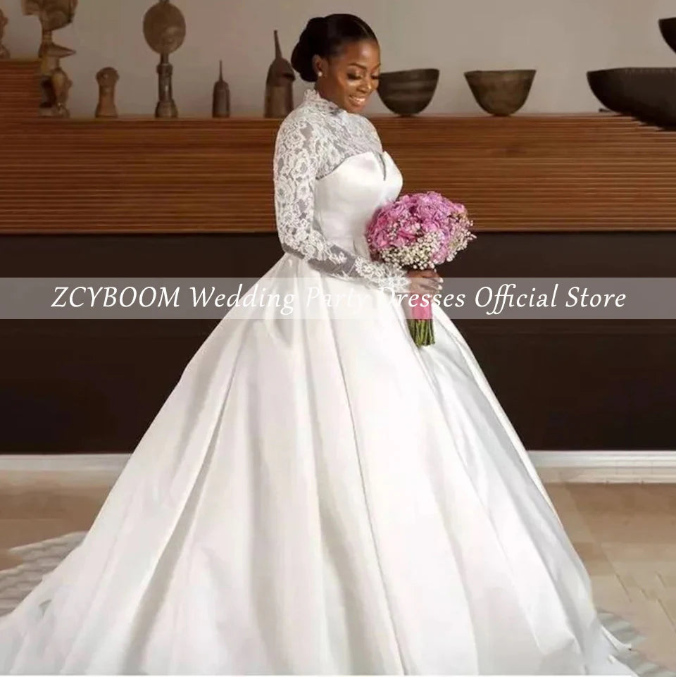 Customized High-Neck Long Sleeves Lace Appliques Wedding Dress