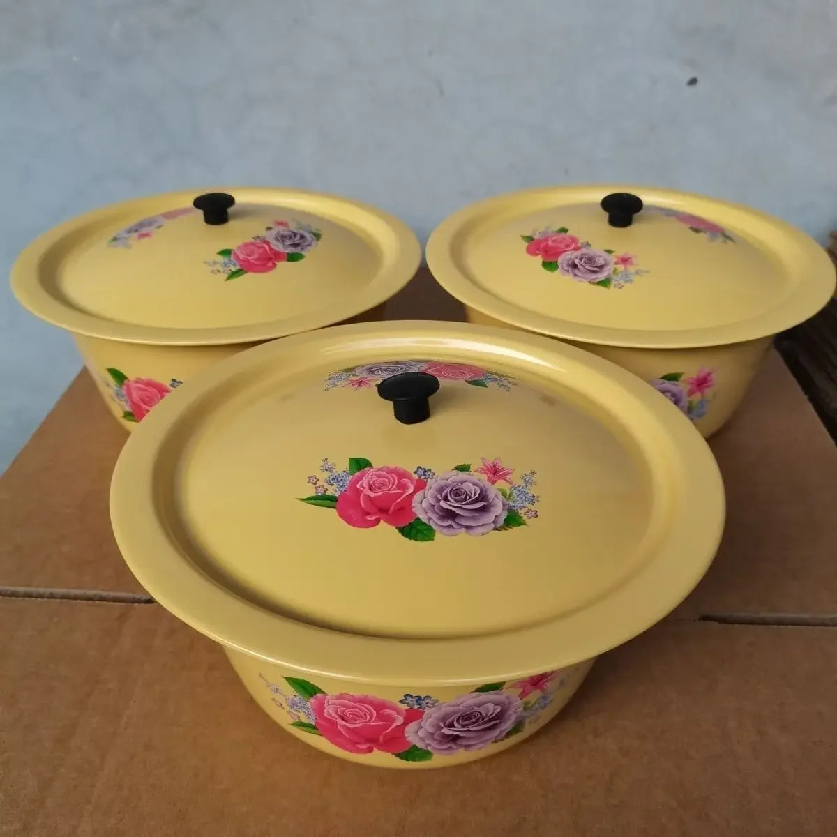 Food Storage Pot Enamel Basin Classic Vintage Enamel