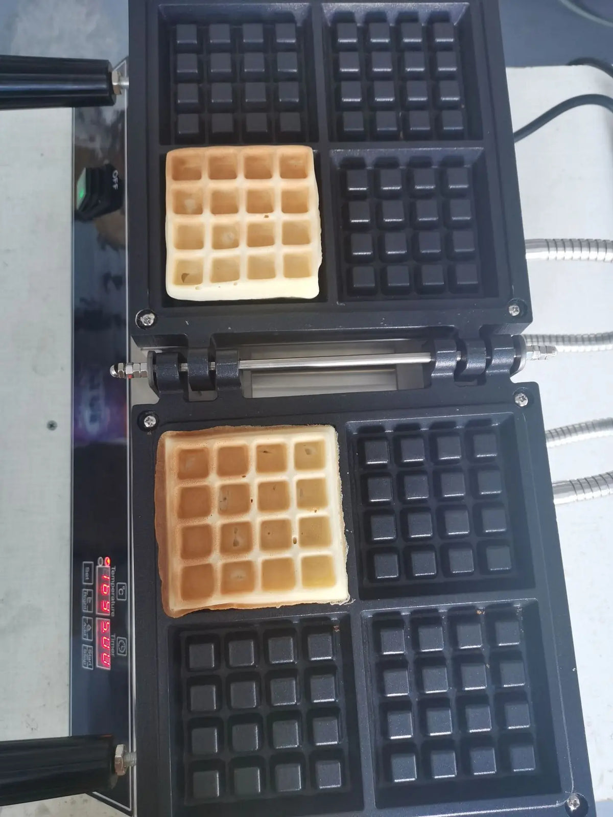 Professional Electric Waffle Maker Cooking Appliances Breakfast