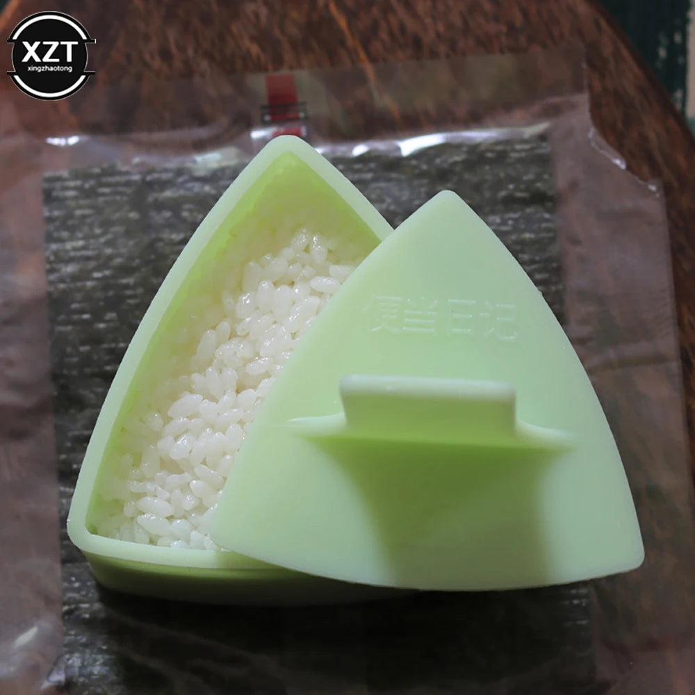 1pc Triangular Plastic Diy Sushi Rice Ball Maker