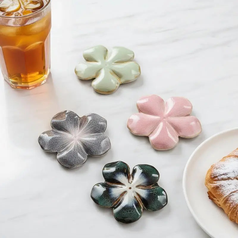1pc Vintage Ceramic Craft Dish Flower Shaped Small