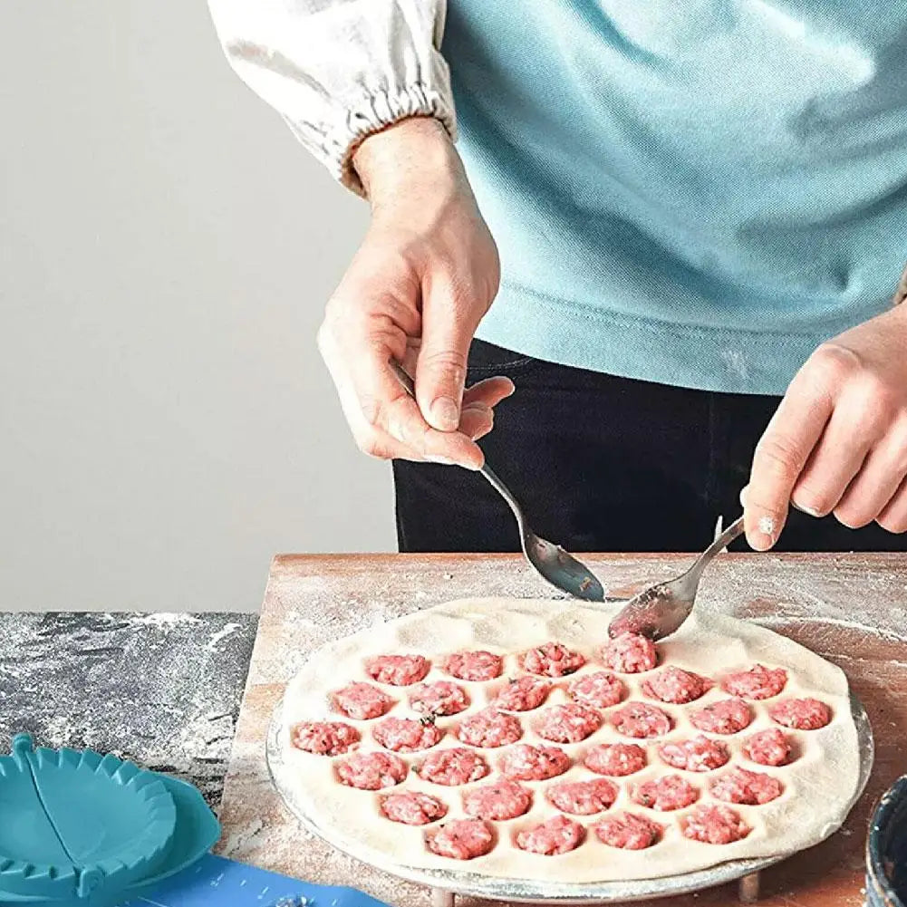 Aluminum Dumpling Mold Ravioli Maker Russian Pelmeni Maker