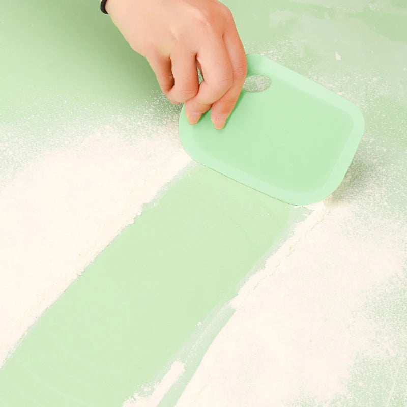 Dough Scraper Baking Dough Pizza Cutter Pastry Slicer