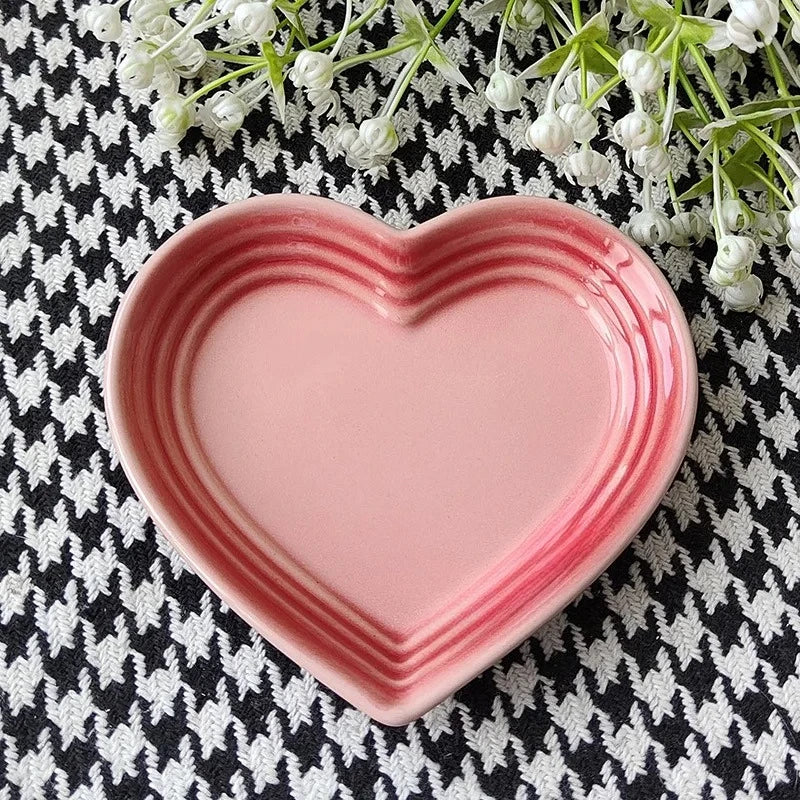 Heart-Shaped Ceramic Dishes 12cm Gradient Underglaze Color Simple