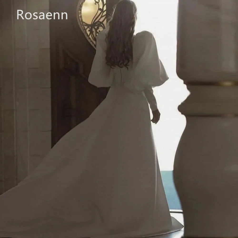 Customized High Quality A-Line Ivory Wedding Dress Puff