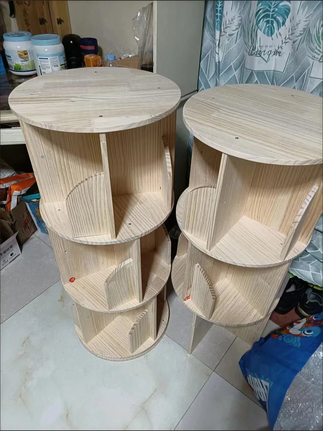 360 Degree Rotatable Solid Wood Bookshelf Simple Storage