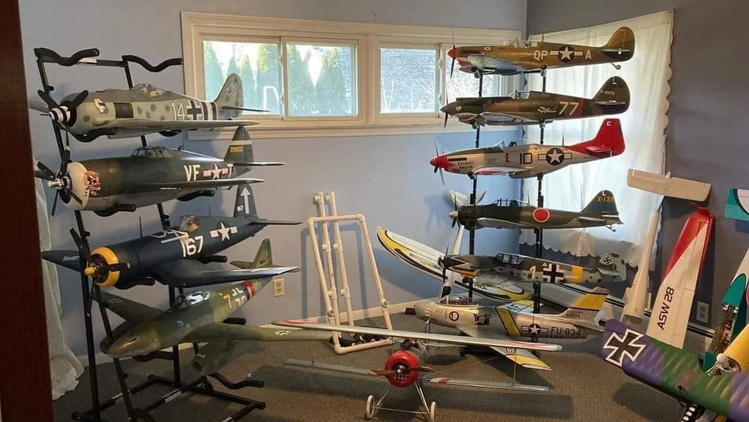 Adjustable Multi-Layer Model Aircraft Storage Rack Indoor Fixed