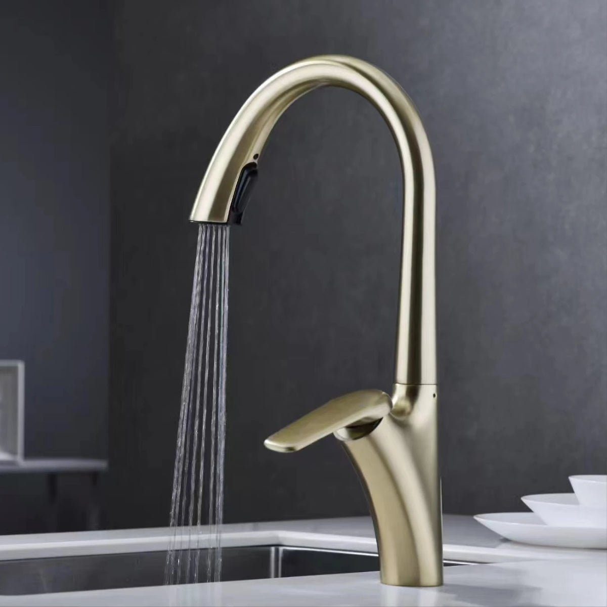 Luxury Brushed Gold Brass Faucet Pull-Out Design 2-Function