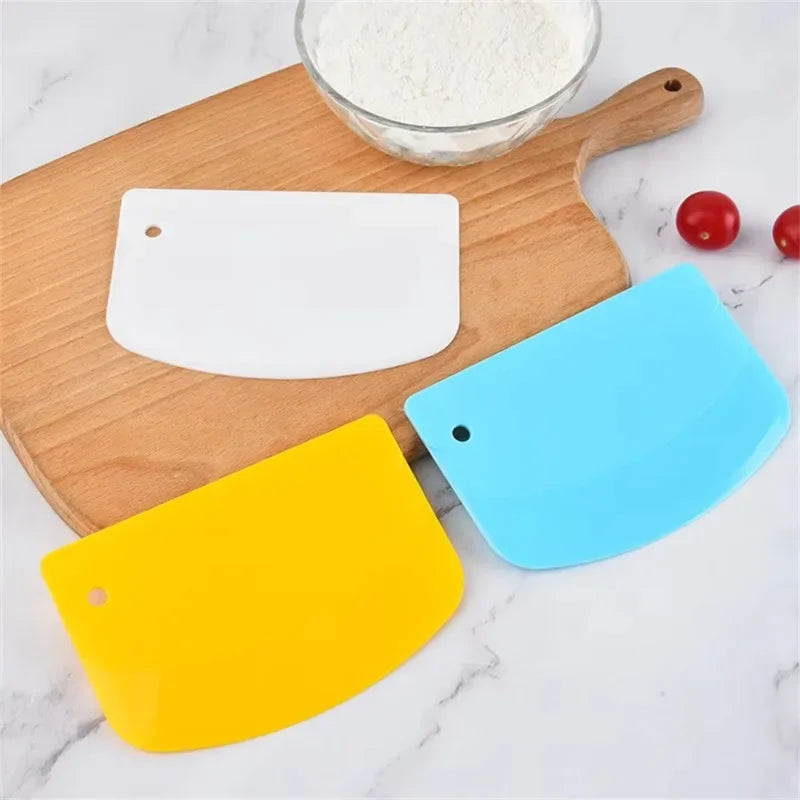 1pc Dough Scraper Cake Cream Pastry Scraper Dessert