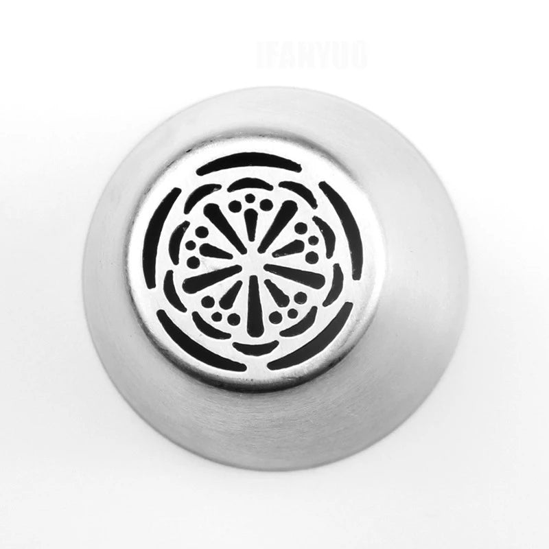 Russian Stainless Steel Piping Tips Flower Shaped Cake