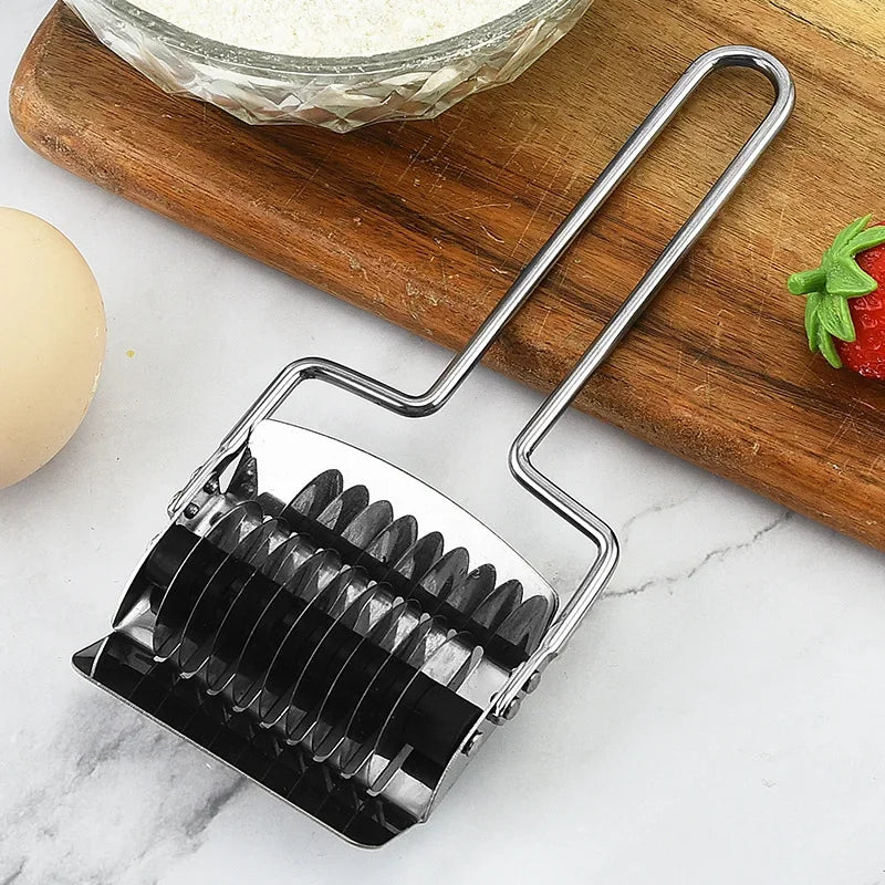 Stainless Steel Noodle Lattice Roller Dough Cutter Pasta