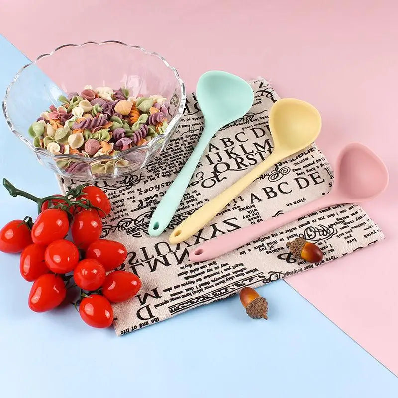 Long Handle Silicone Soup Spoon Large Ramen Noodles