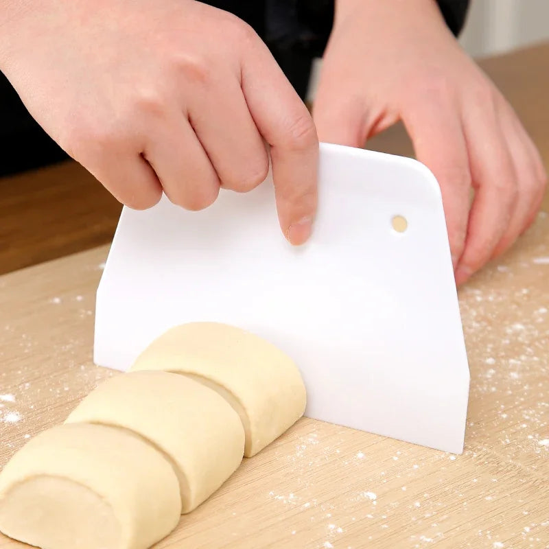 Multipurpose Dough Cutter Bowl Scraper Bread Dough Fondant