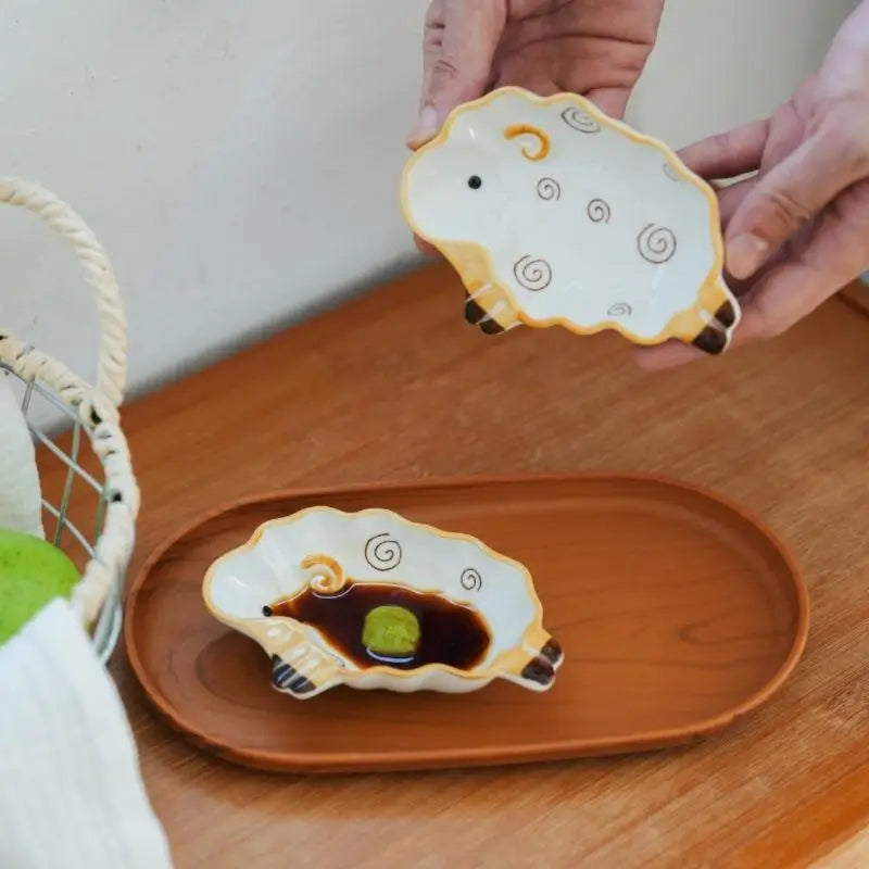 1pcs Cute Alpaca Shaped Ceramic Dipping Sauce Dish