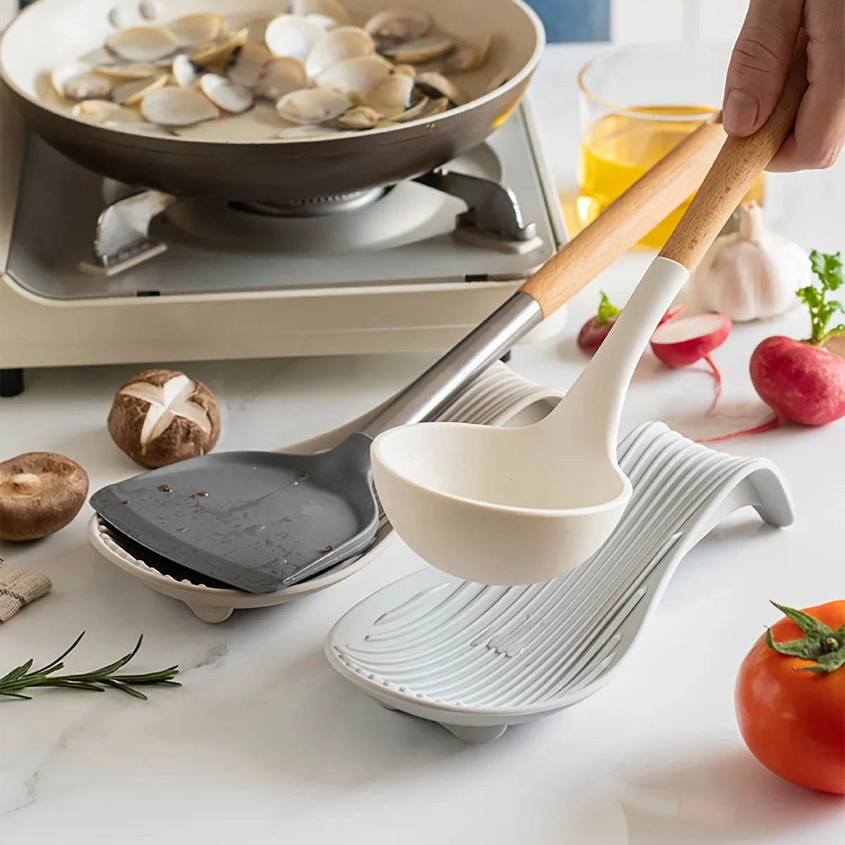 1pcs Silicone Spoon Holder Spoon Rest Utensil Heat
