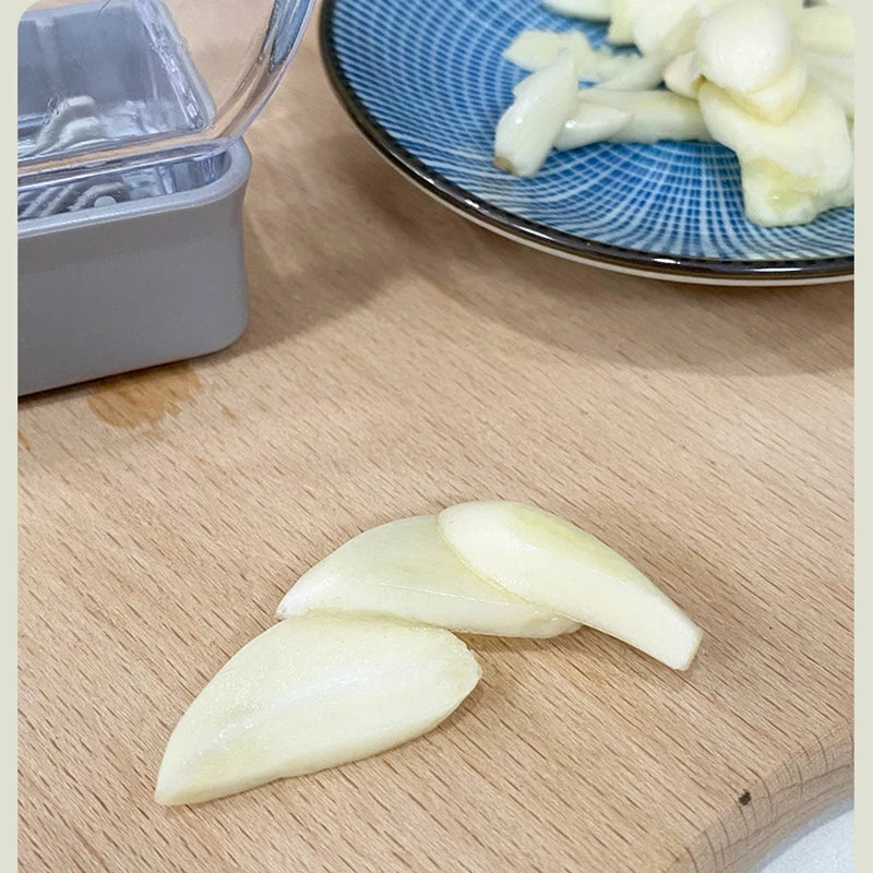 Pressing Garlic Grinding Grater Cutter Cooking Garlic Peeler
