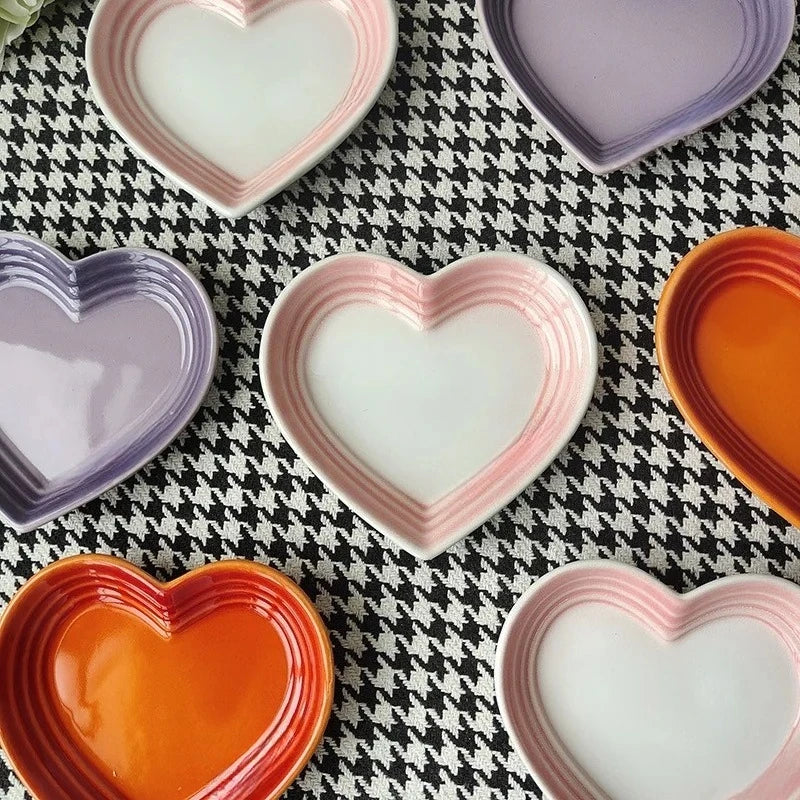 Heart-Shaped Ceramic Dishes 12cm Gradient Underglaze Color Simple