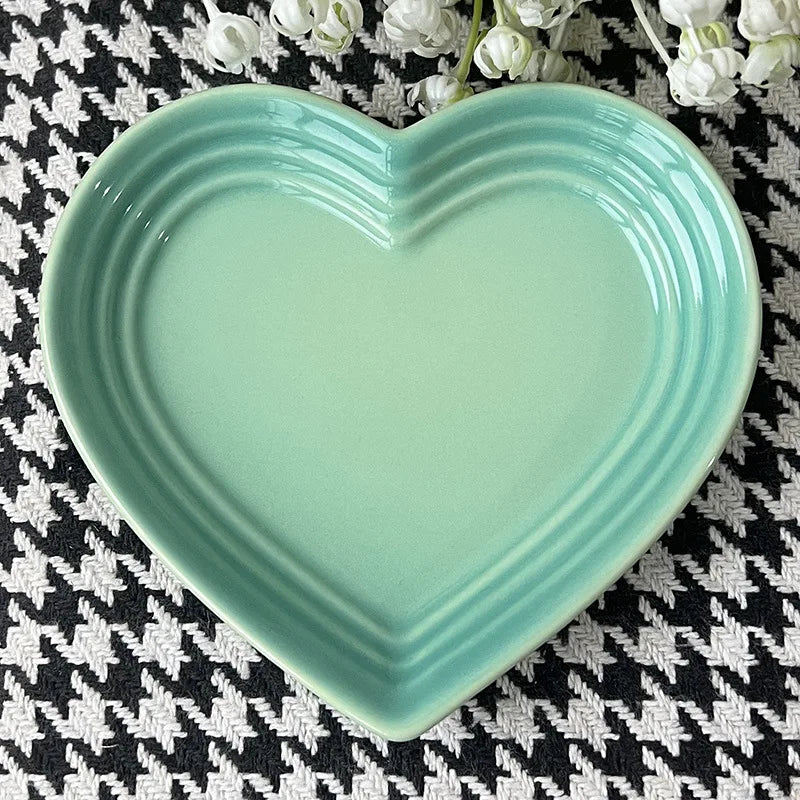 Heart-Shaped Ceramic Dishes 12cm Gradient Underglaze Color Simple