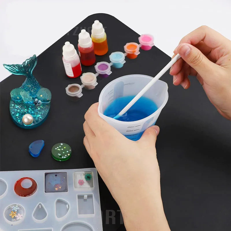 500ml & 250ml Large Silicone Measuring Cups Resin