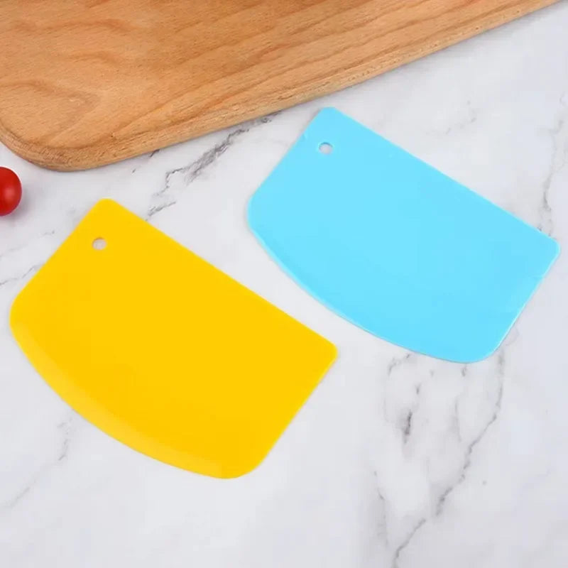 1pc Dough Scraper Cake Cream Pastry Scraper Dessert