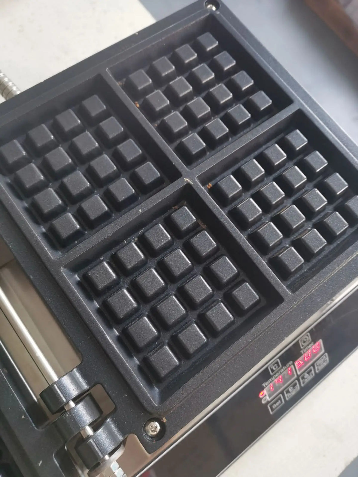 Professional Electric Waffle Maker Cooking Appliances Breakfast