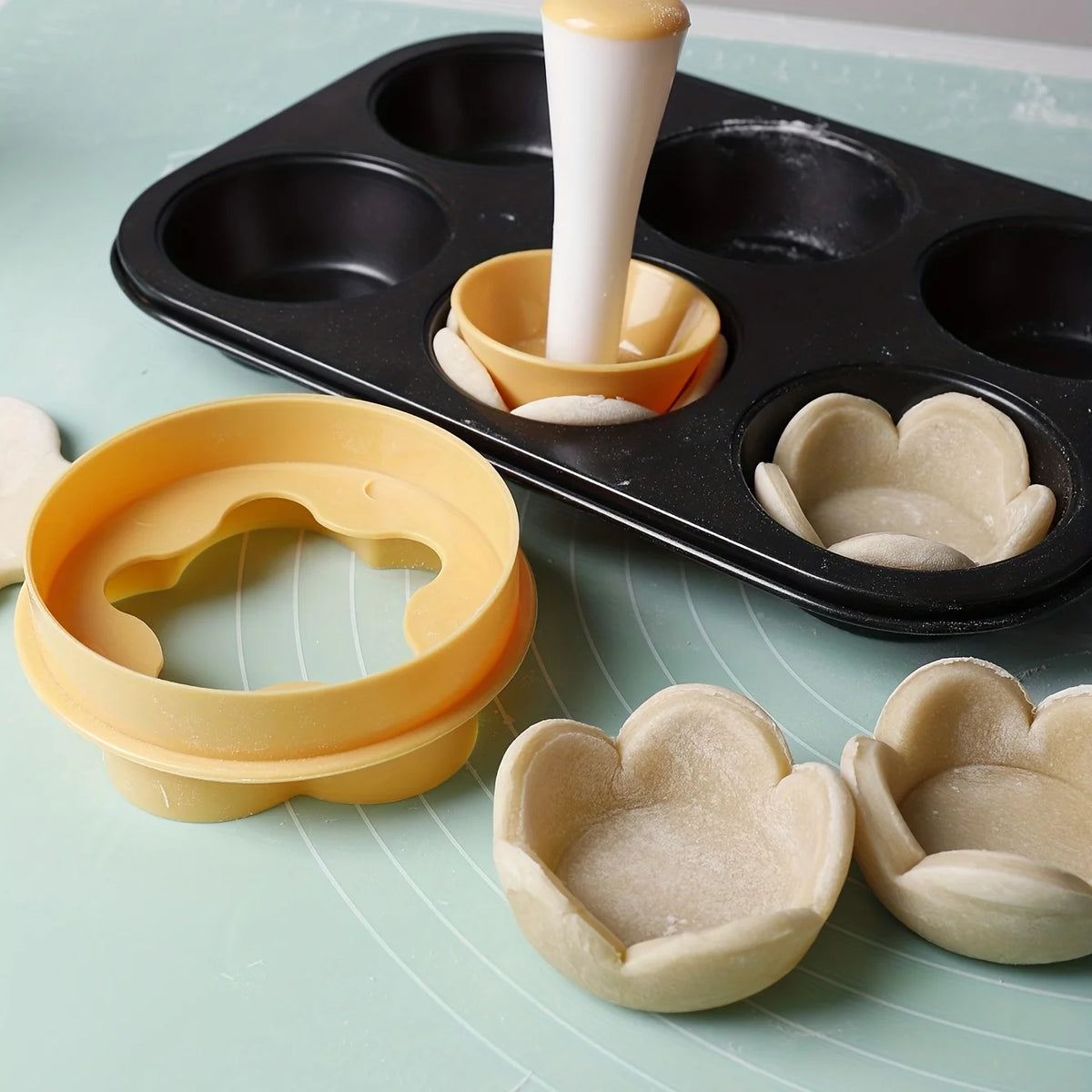 2pcs Flower Pastry Cutter Tart Tamper Unit-Perfect Baking