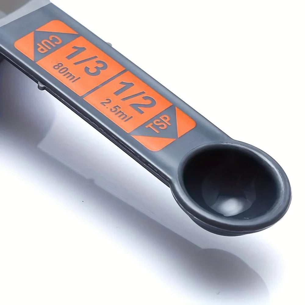 Four-Piece Measuring Spoon Is Perfect Measuring Both Wet