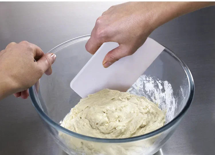 Multipurpose Dough Cutter Bowl Scraper Bread Dough Fondant