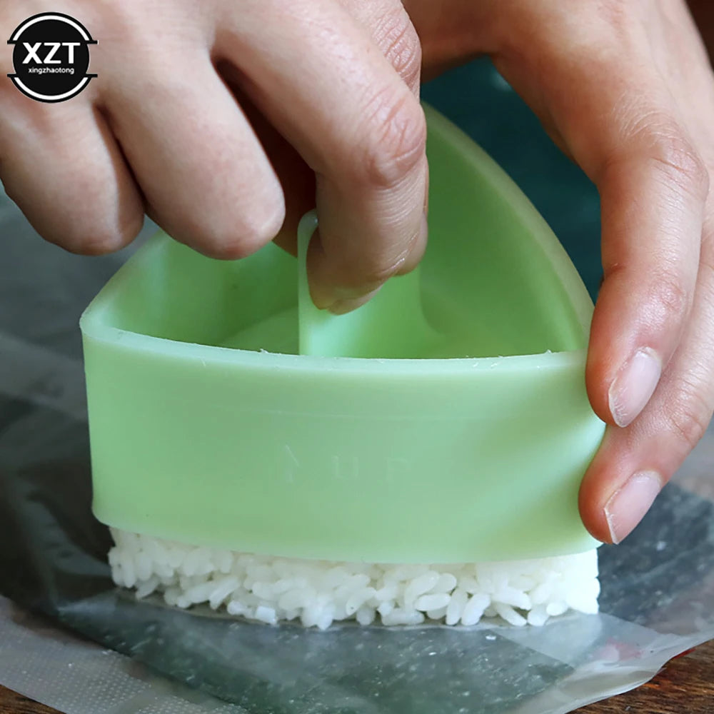 1pc Triangular Plastic Diy Sushi Rice Ball Maker