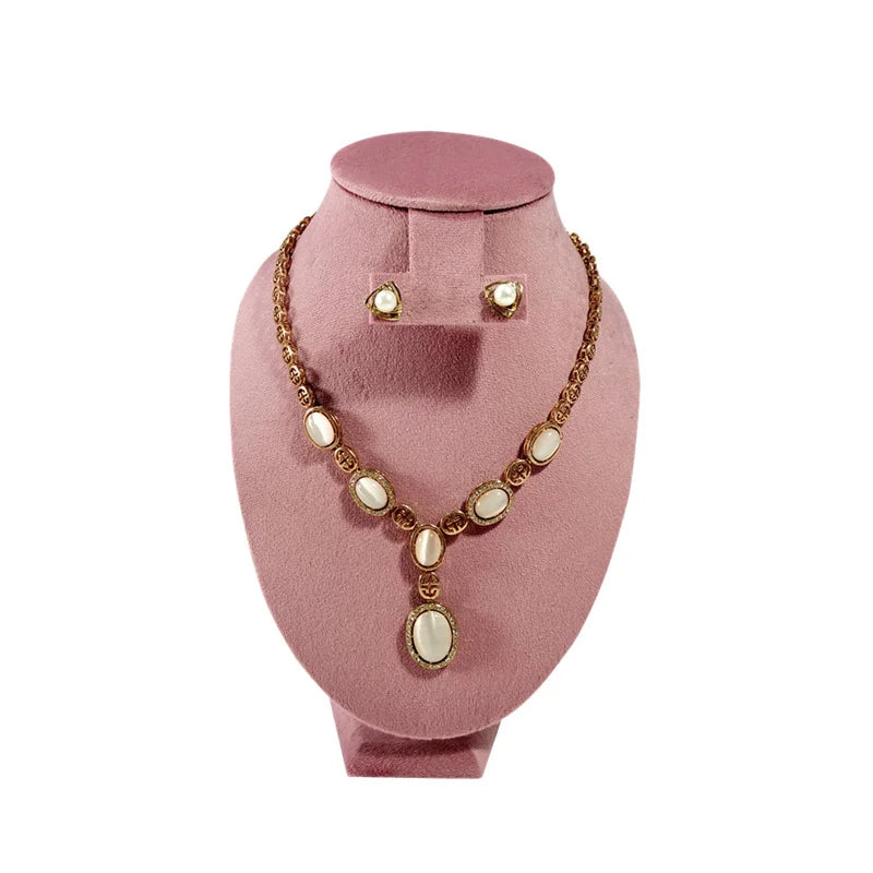 Pink Velvet Necklace Jewelry Portrait Neck Display Stand