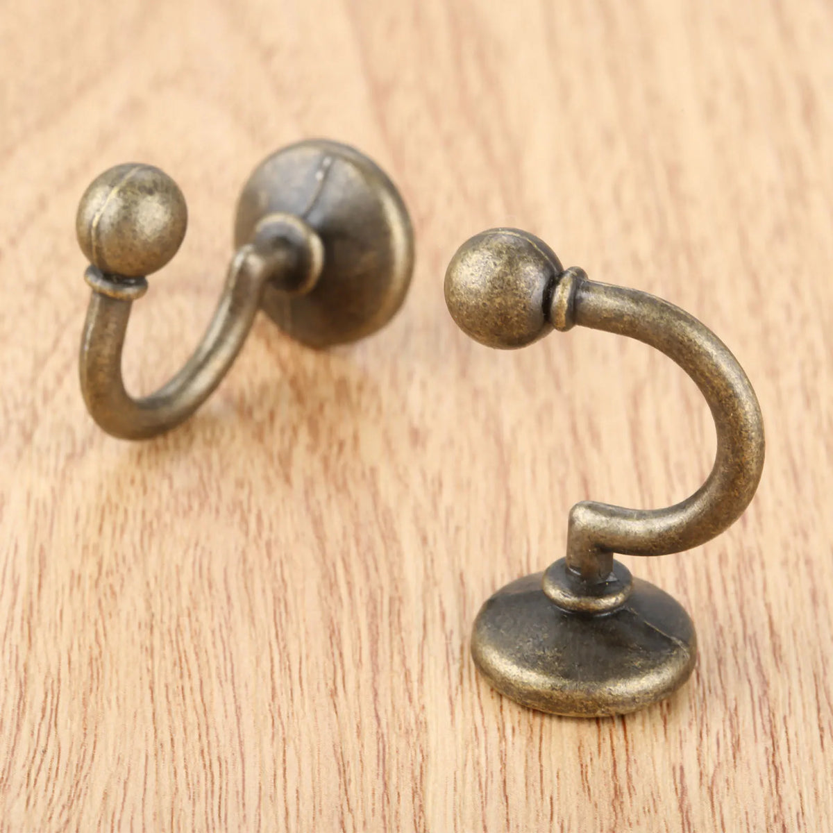 2pcs Antique Bronze Hook Heavy Duty Wall Hanger