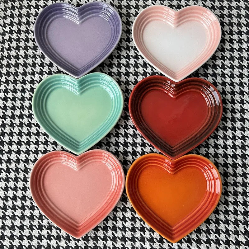 Heart-Shaped Ceramic Dishes 12cm Gradient Underglaze Color Simple