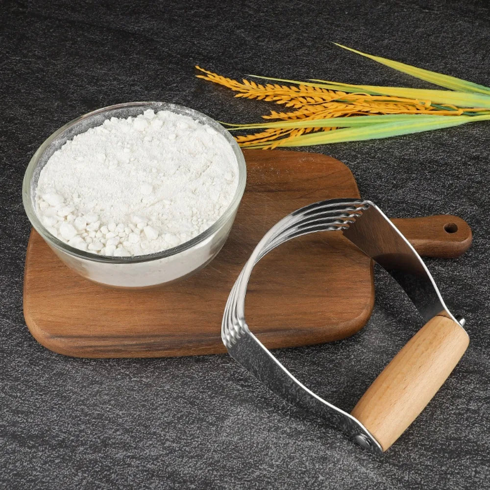 Baking Dough Blender Wood Handle Curved Design Flour