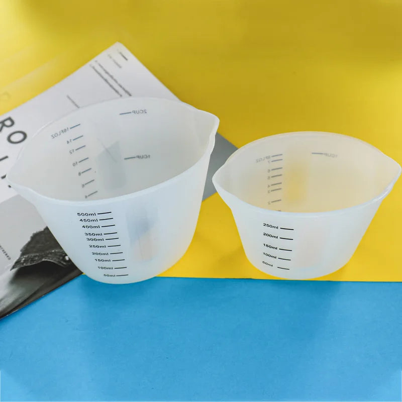 500ml & 250ml Large Silicone Measuring Cups Resin