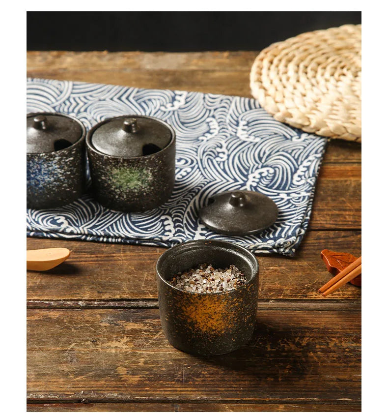 Japanese Style Vintage Ceramic Seasoning Jar Chili Storage