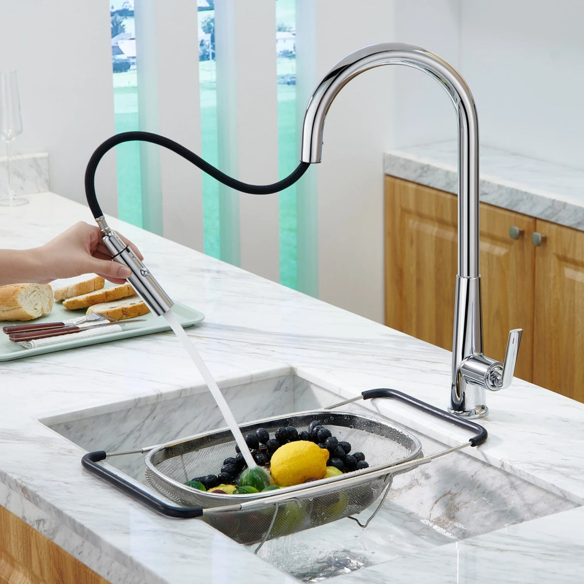 Brushed Gold Faucet Pull Out Sprayer Cold Water