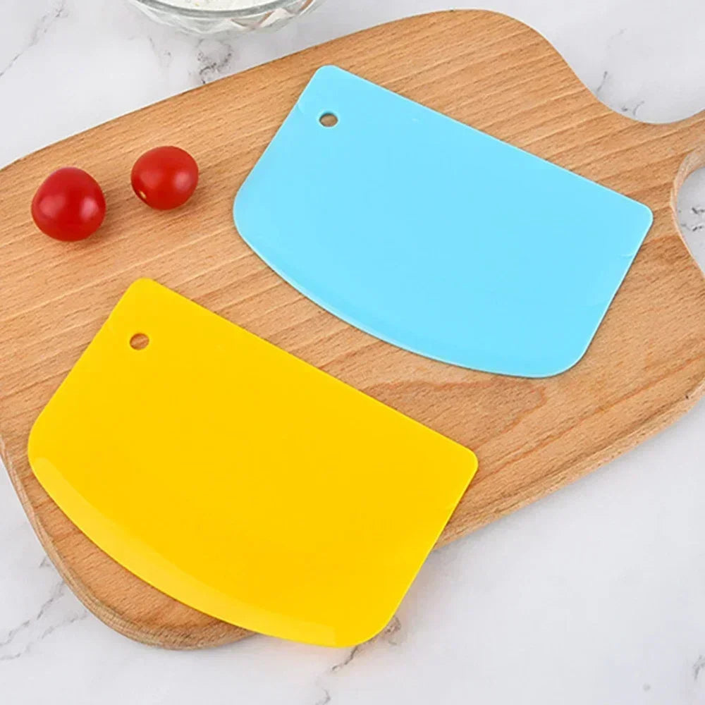 Dough Scraper Baked Bread Products Cream Scraper Multiple