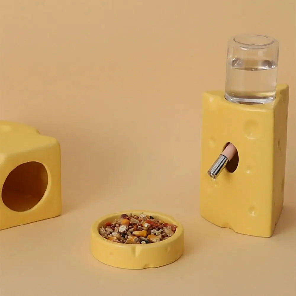 Durable Creative Hamster Hideout Cheese Shape Decorative Feeding