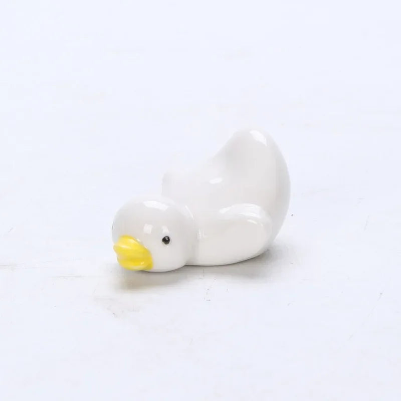 1-5pcs Funny Duck Ceramic Crafts Chopstick Shelf Resturant